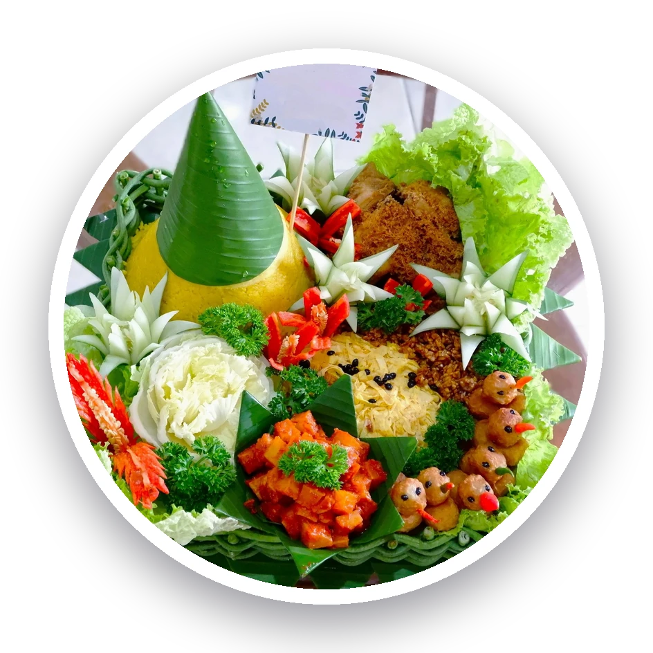Tumpeng mini dengan lauk lengkap; foto stok